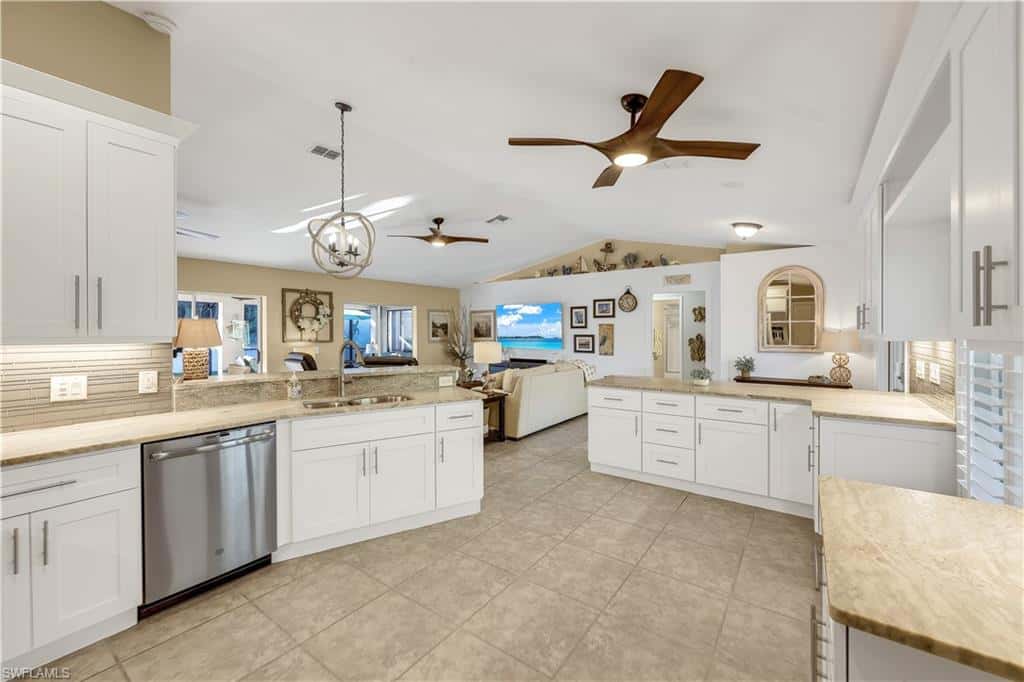 5240 19th Ave, Cape Coral, photo 12