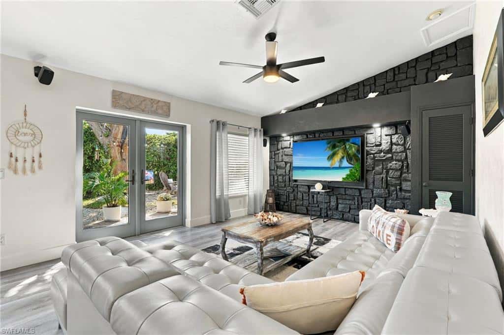 1466 Winkler Ave, Fort Myers, photo 6