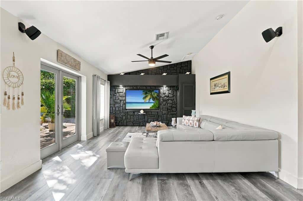 1466 Winkler Ave, Fort Myers, photo 7
