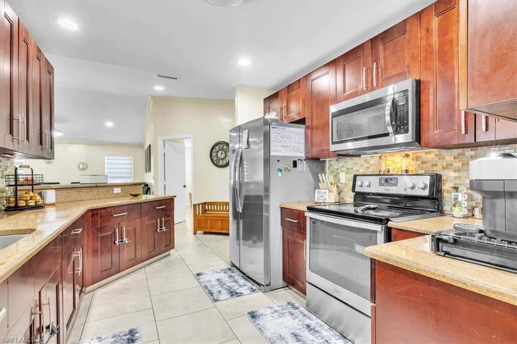 3619 Oasis Blvd, Cape Coral, photo 14