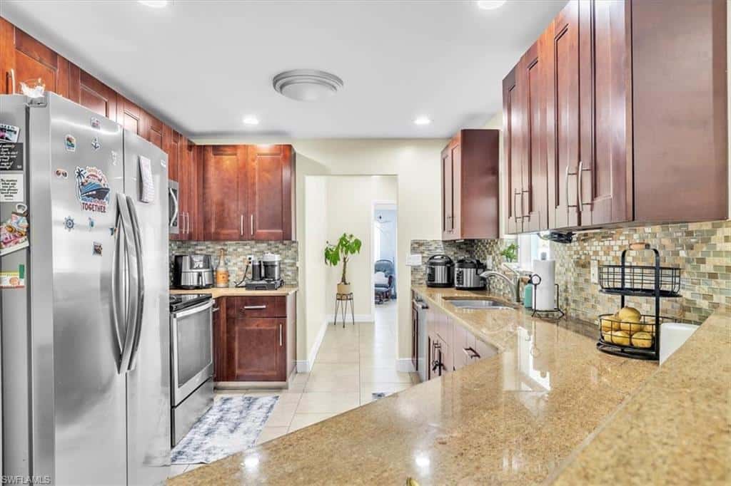 3619 Oasis Blvd, Cape Coral, photo 11