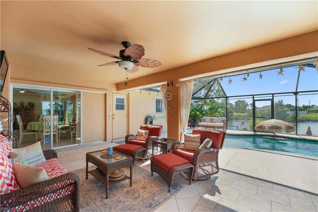908 Vogiantzis Pkwy, Cape Coral, photo 6