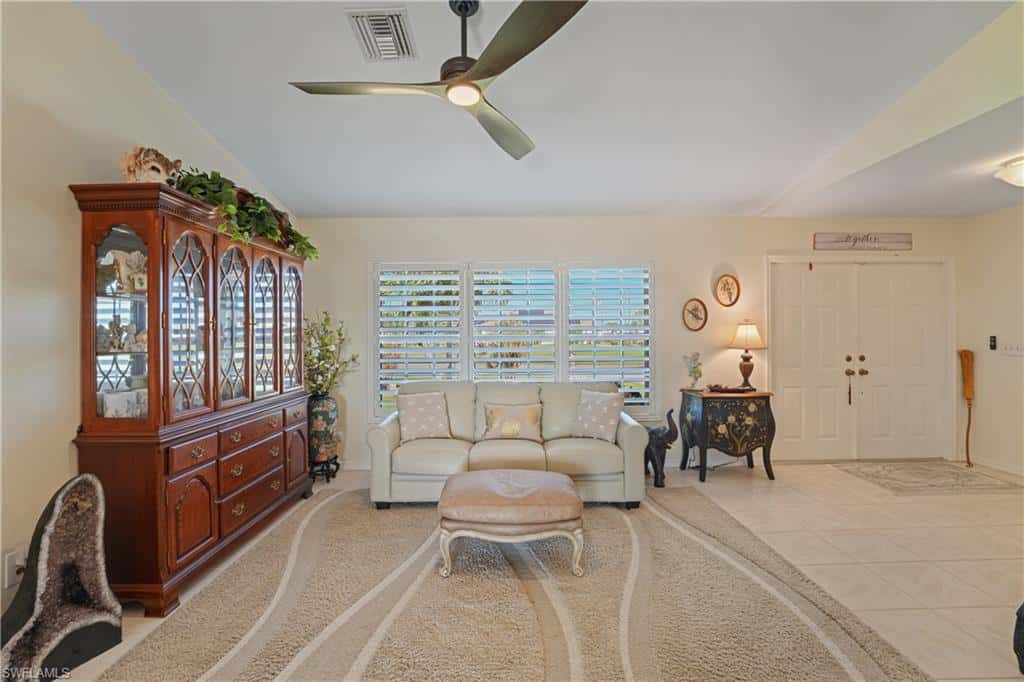 908 Vogiantzis Pkwy, Cape Coral, photo 16