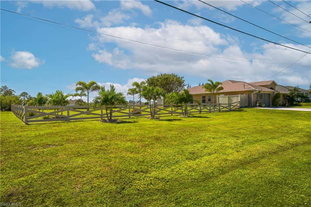 908 Vogiantzis Pkwy, Cape Coral, photo 36