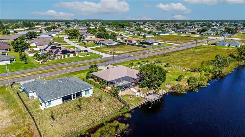 908 Vogiantzis Pkwy, Cape Coral, photo 45