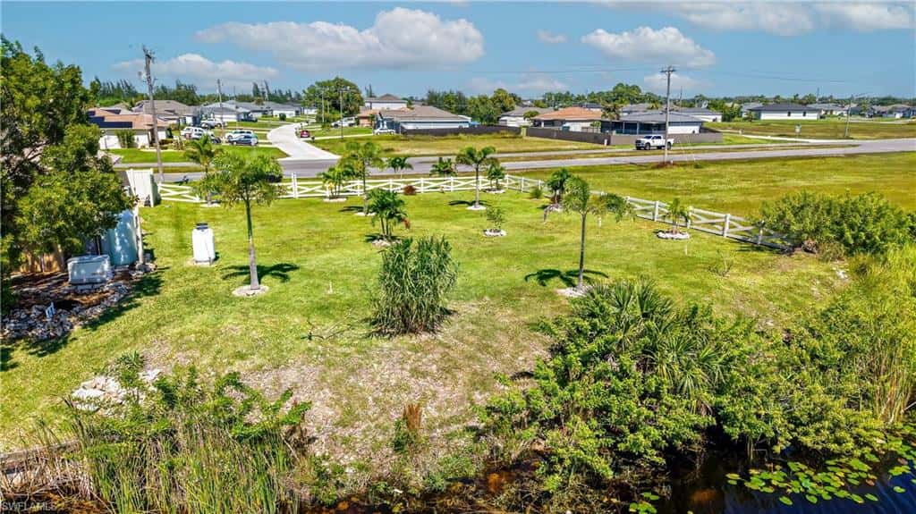 908 Vogiantzis Pkwy, Cape Coral, photo 50