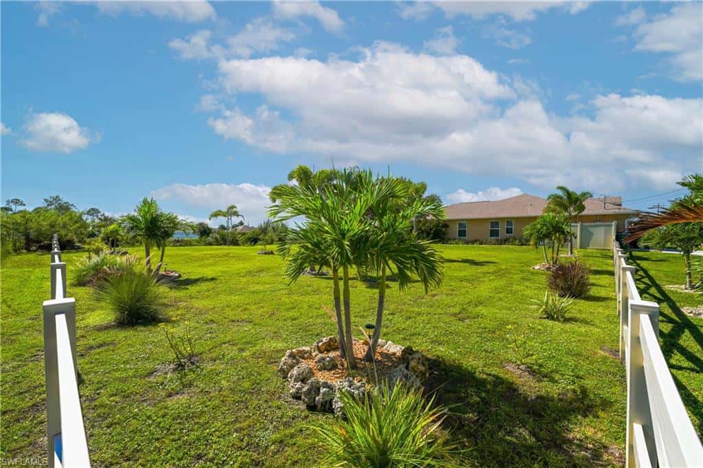 908 Vogiantzis Pkwy, Cape Coral, photo 37
