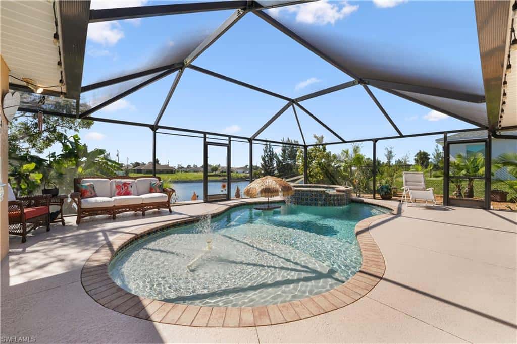 908 Vogiantzis Pkwy, Cape Coral, photo 4