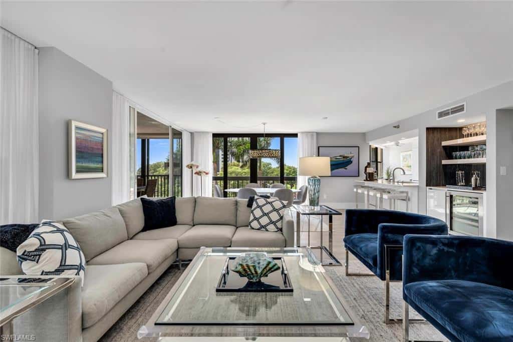 6000 Pelican Bay Blvd #c202, Naples, photo 4