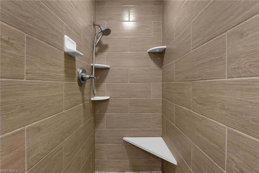 340 Pollywog Pt, Labelle, photo 18