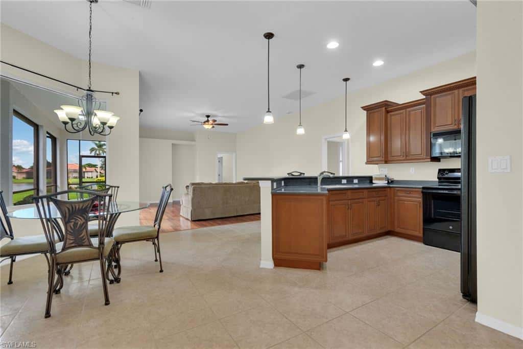 12464 Pebble Stone Ct, Fort Myers, photo 4