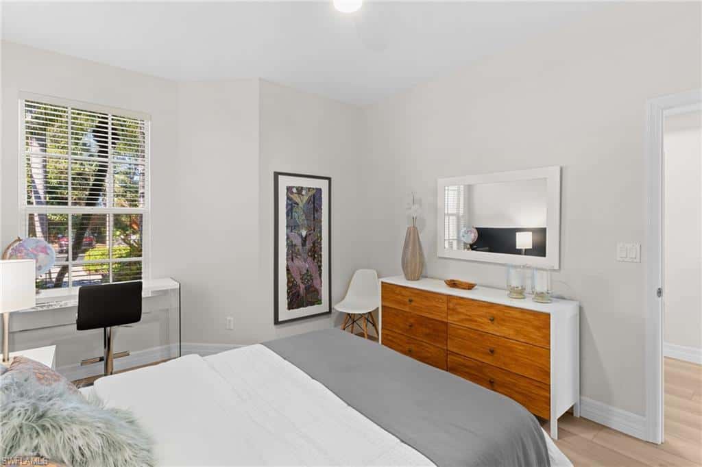 1960 Willow Bend Cir #102, Naples, photo 11