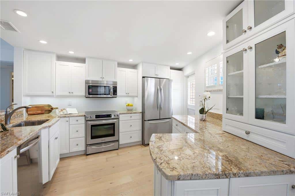 2401 Gulf Shore Blvd #52, Naples, photo 7