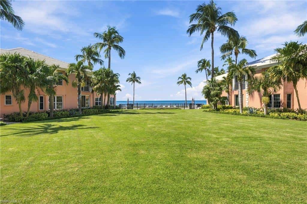 2401 Gulf Shore Blvd #52, Naples, photo 18