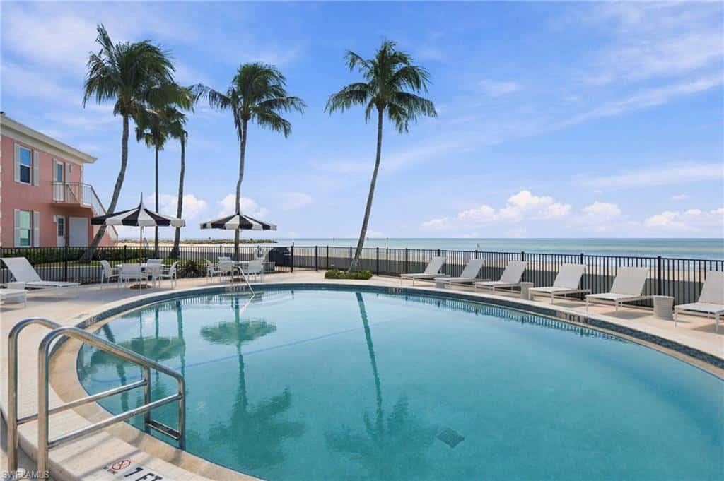 2401 Gulf Shore Blvd #52, Naples, photo 21