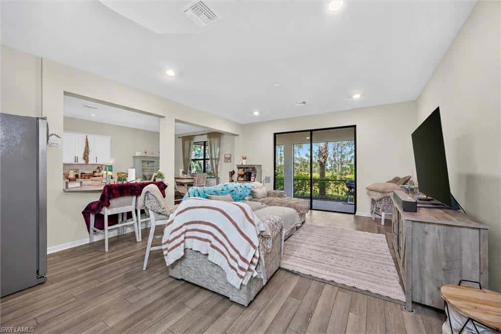 4081 Spotted Eagle Way, Fort Myers, photo 13