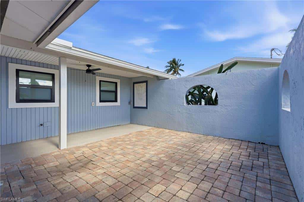 435 Donora Blvd, Fort Myers Beach, photo 13