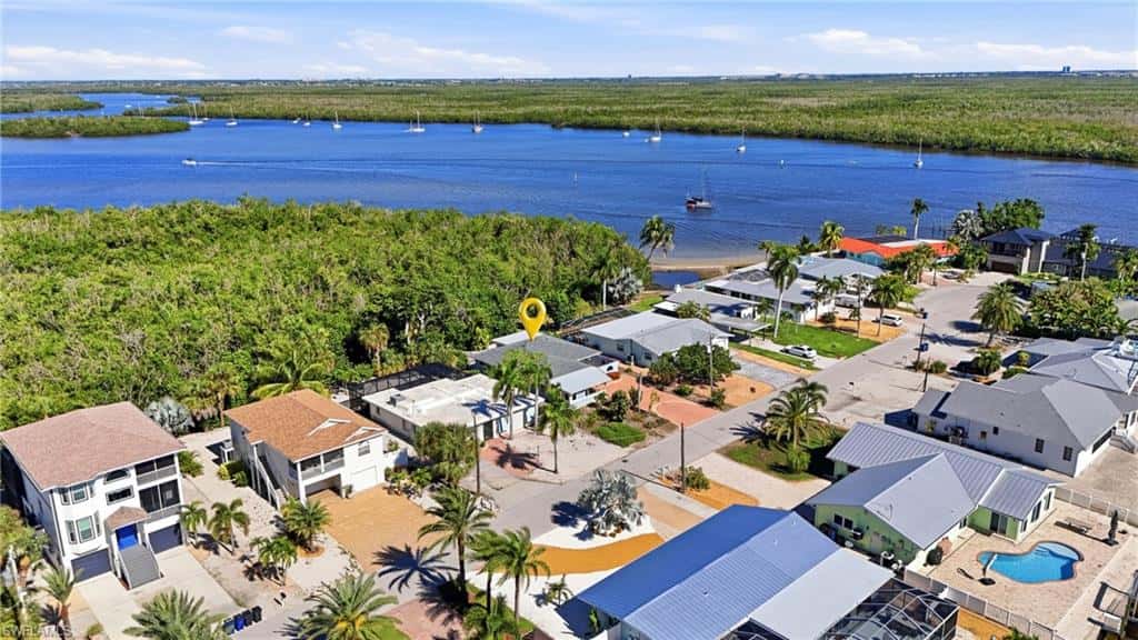 435 Donora Blvd, Fort Myers Beach, photo 10