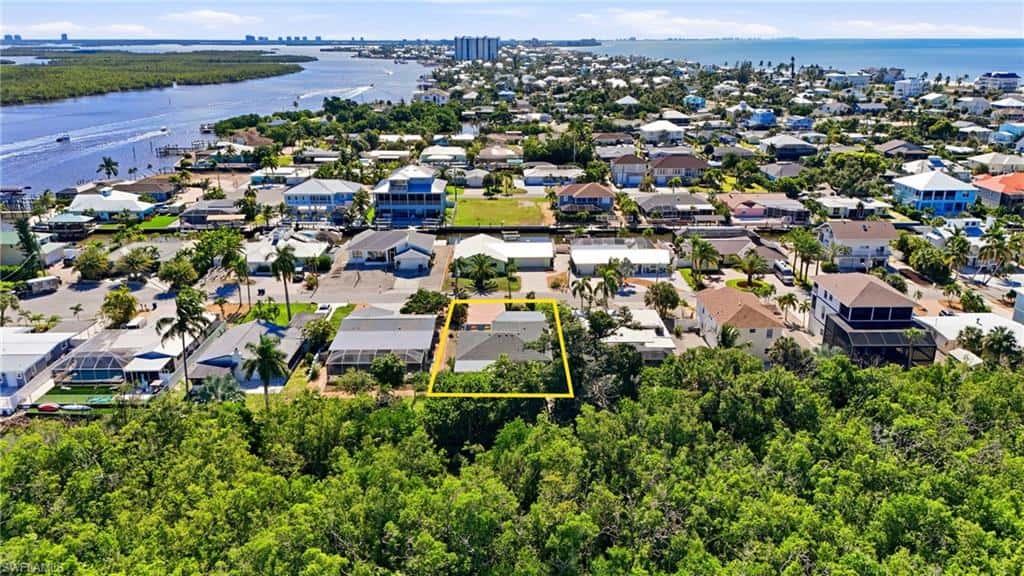 435 Donora Blvd, Fort Myers Beach, photo 49