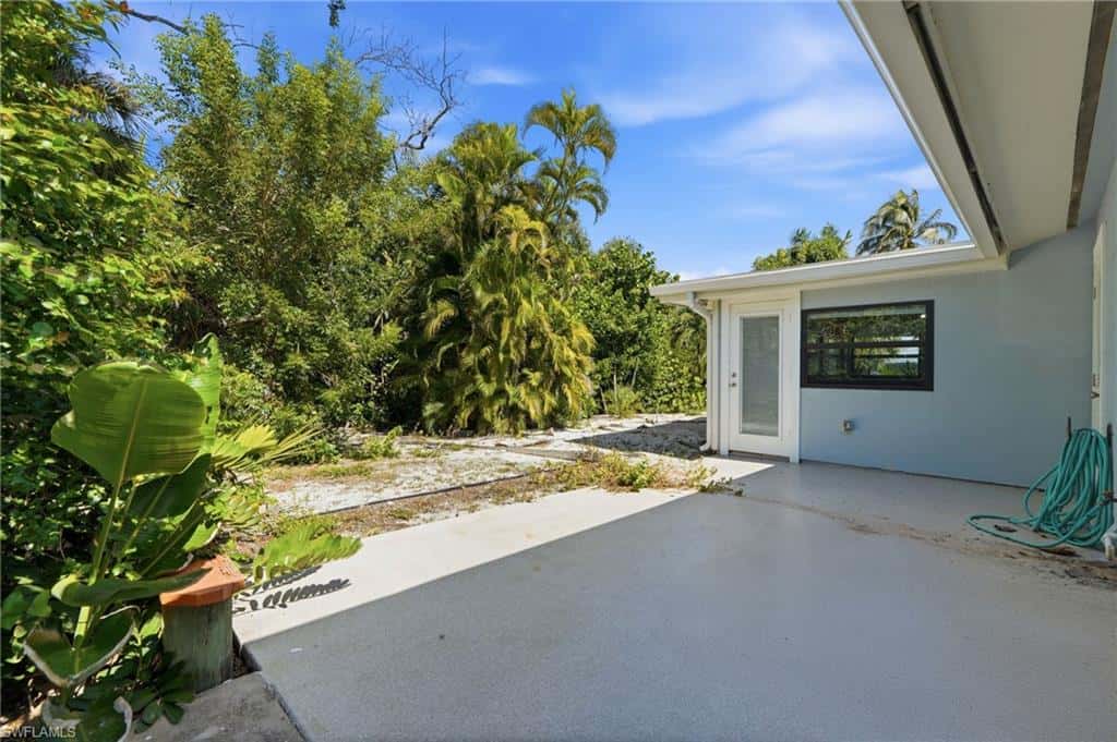 435 Donora Blvd, Fort Myers Beach, photo 45