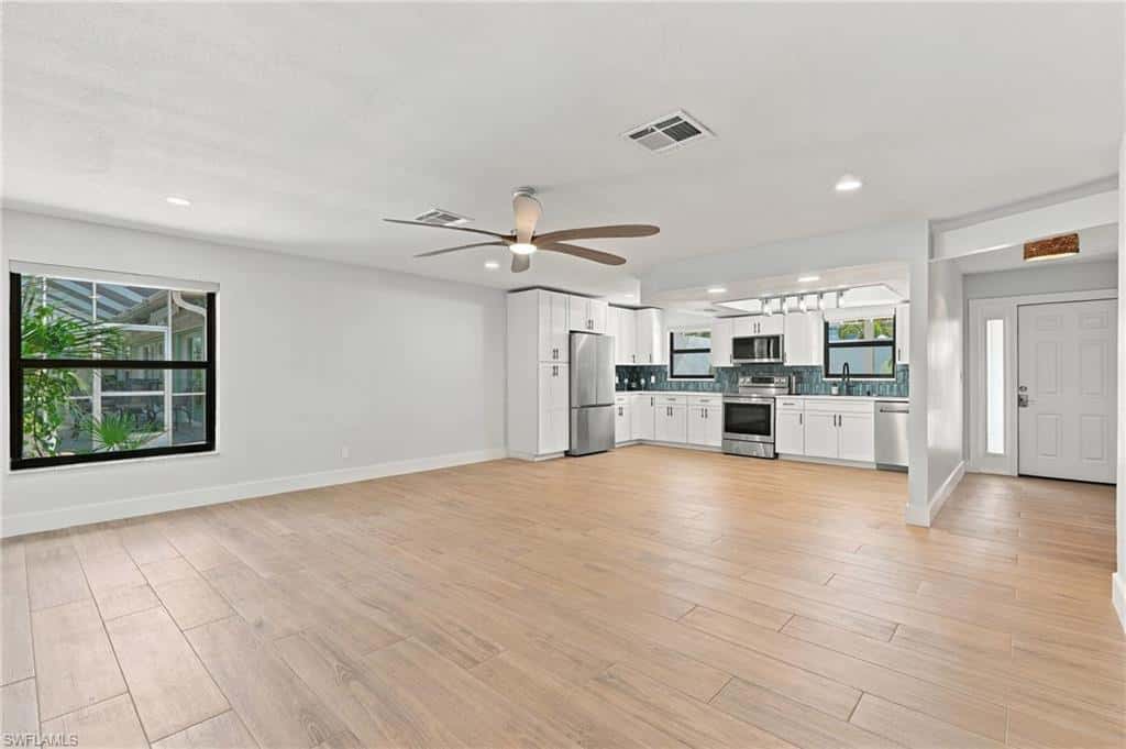 435 Donora Blvd, Fort Myers Beach, photo 18