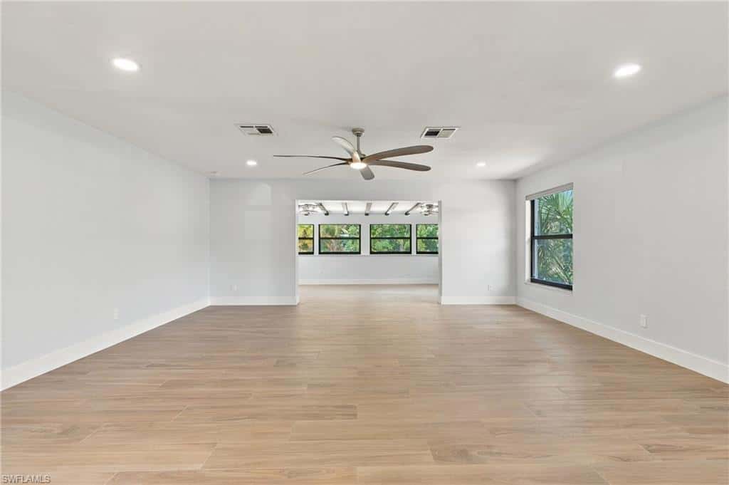 435 Donora Blvd, Fort Myers Beach, photo 19