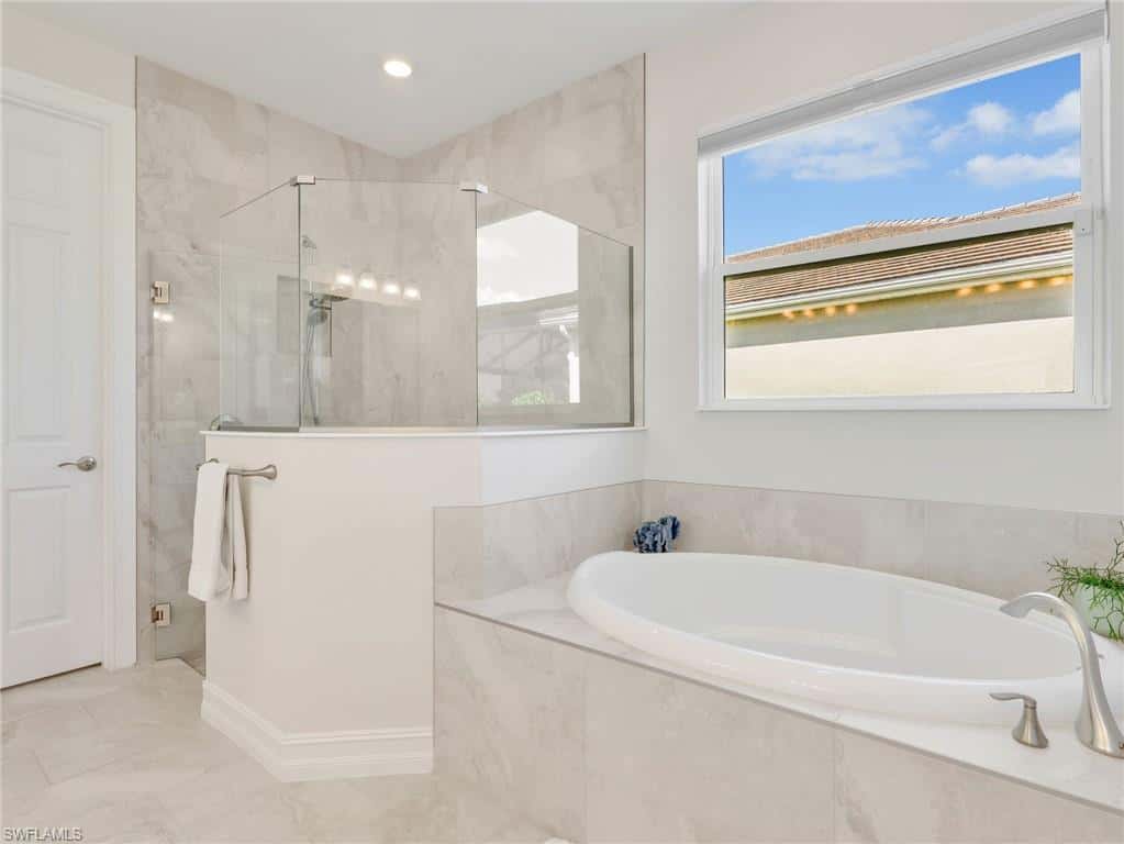 28191 Captiva Shell Loop, Bonita Springs, photo 21