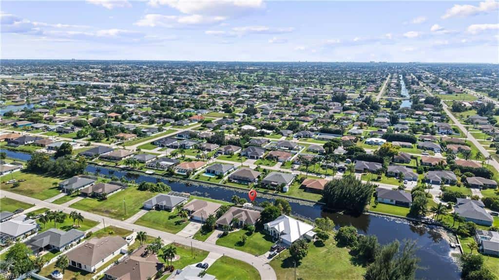 1426 12th Ter, Cape Coral, photo 42