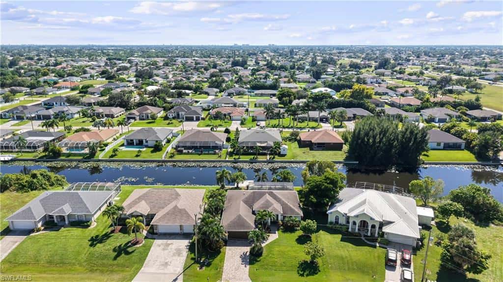 1426 12th Ter, Cape Coral, photo 36