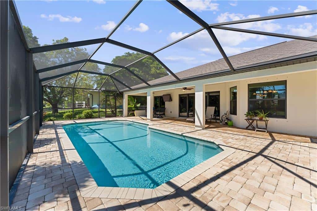 1426 12th Ter, Cape Coral, photo 28