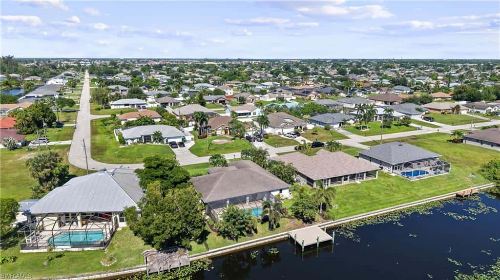 1426 12th Ter, Cape Coral, photo 34