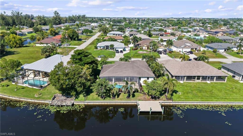 1426 12th Ter, Cape Coral, photo 33