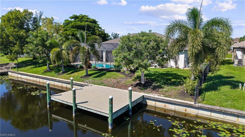 1426 12th Ter, Cape Coral, photo 31