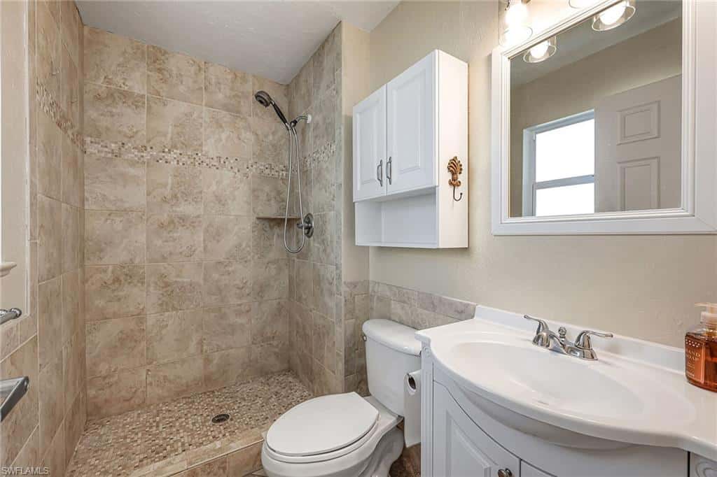 4690 Capri Dr, Naples, photo 17