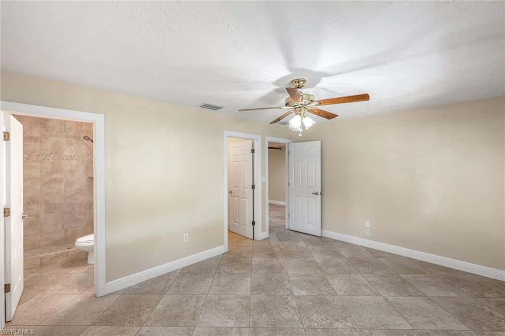 4690 Capri Dr, Naples, photo 16