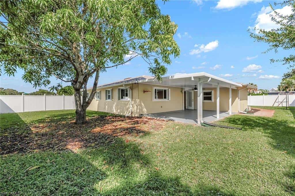 4690 Capri Dr, Naples, photo 24