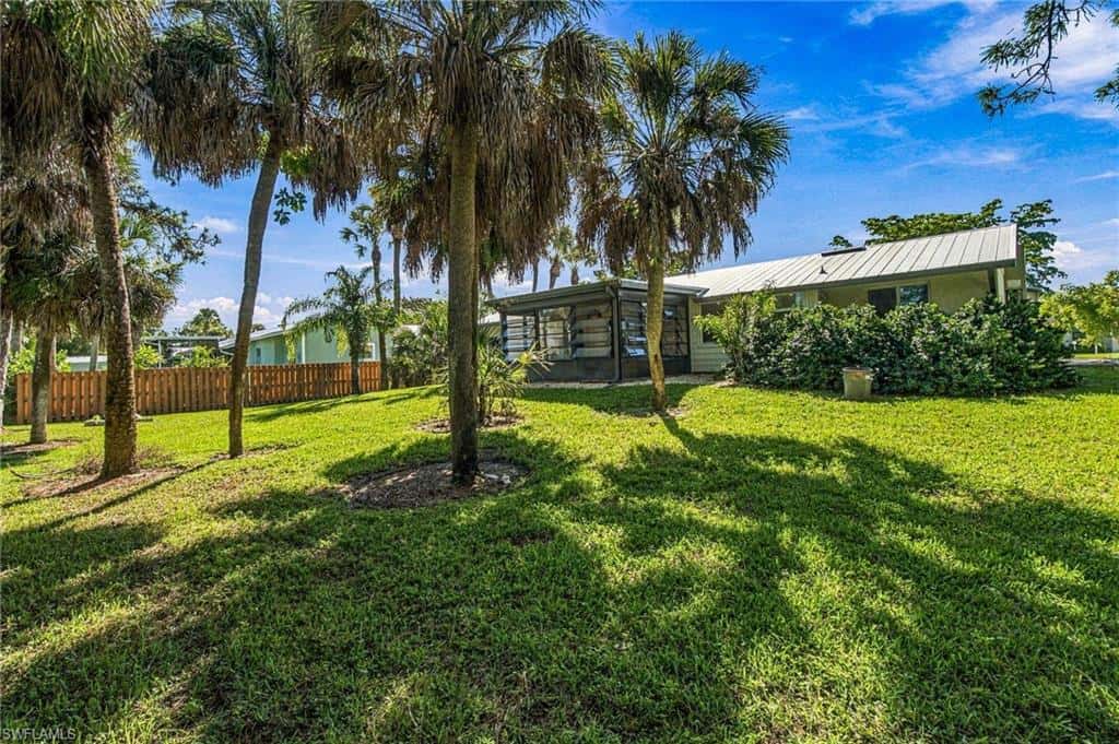 2265 Outrigger Ln, Naples, photo 34