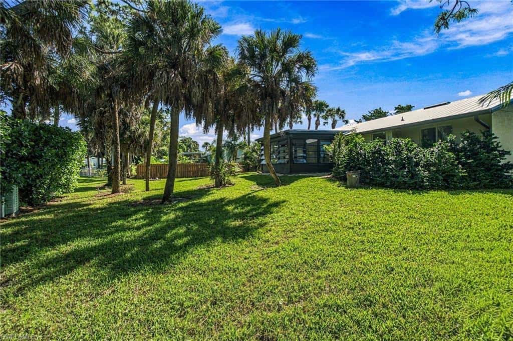 2265 Outrigger Ln, Naples, photo 35