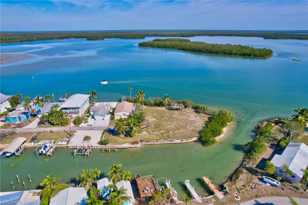 105 Bayshore Way, Goodland, photo 6