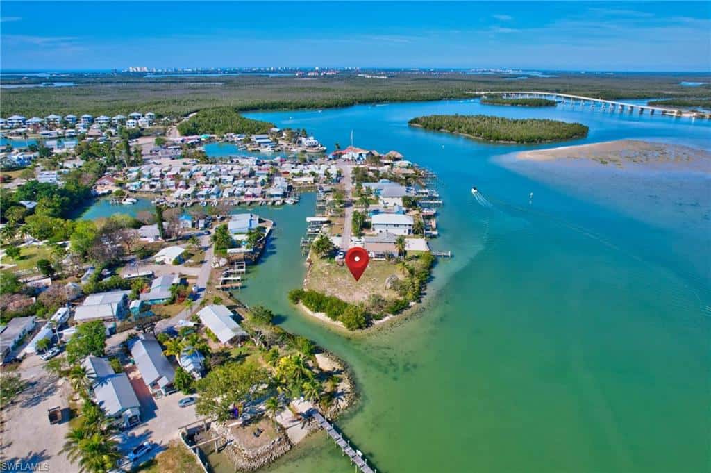 105 Bayshore Way, Goodland, photo 16
