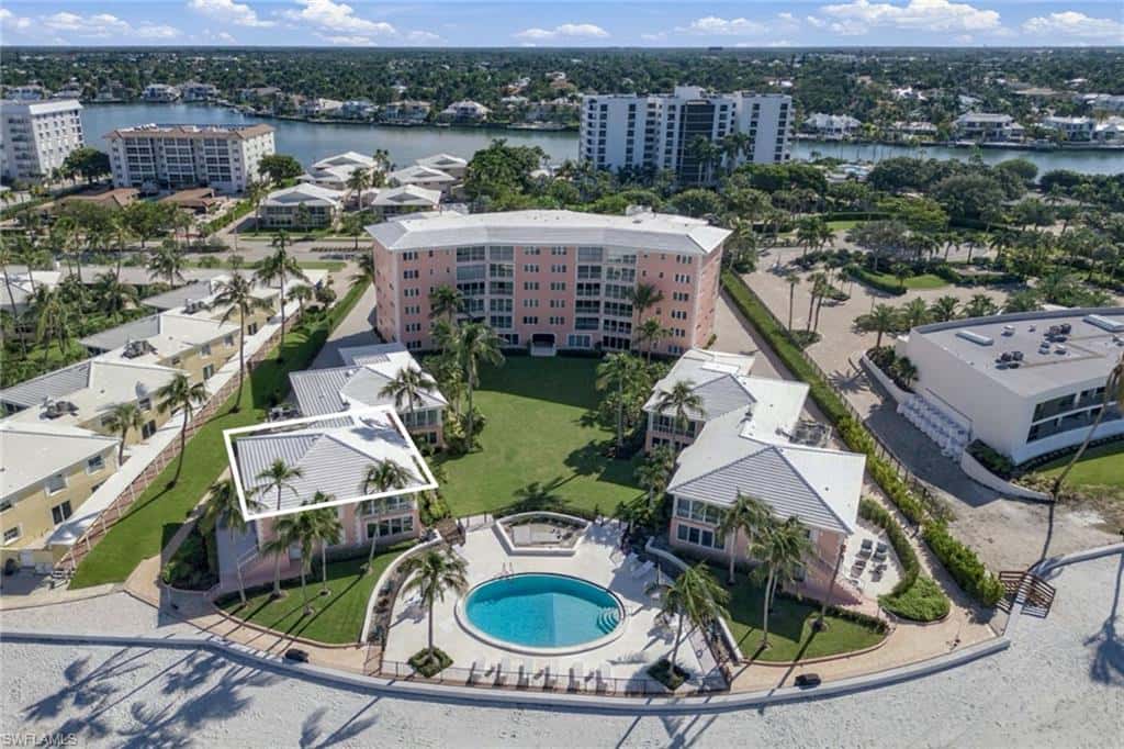 2401 Gulf Shore Blvd #8, Naples, photo 16