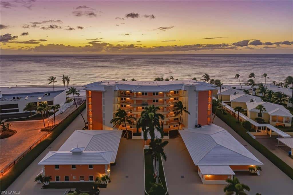 2401 Gulf Shore Blvd #8, Naples, photo 19
