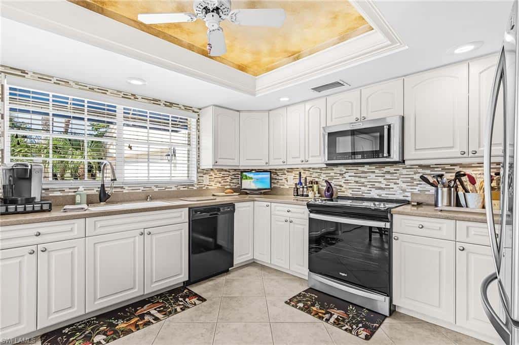 15679 Carriedale Ln, Fort Myers, photo 6