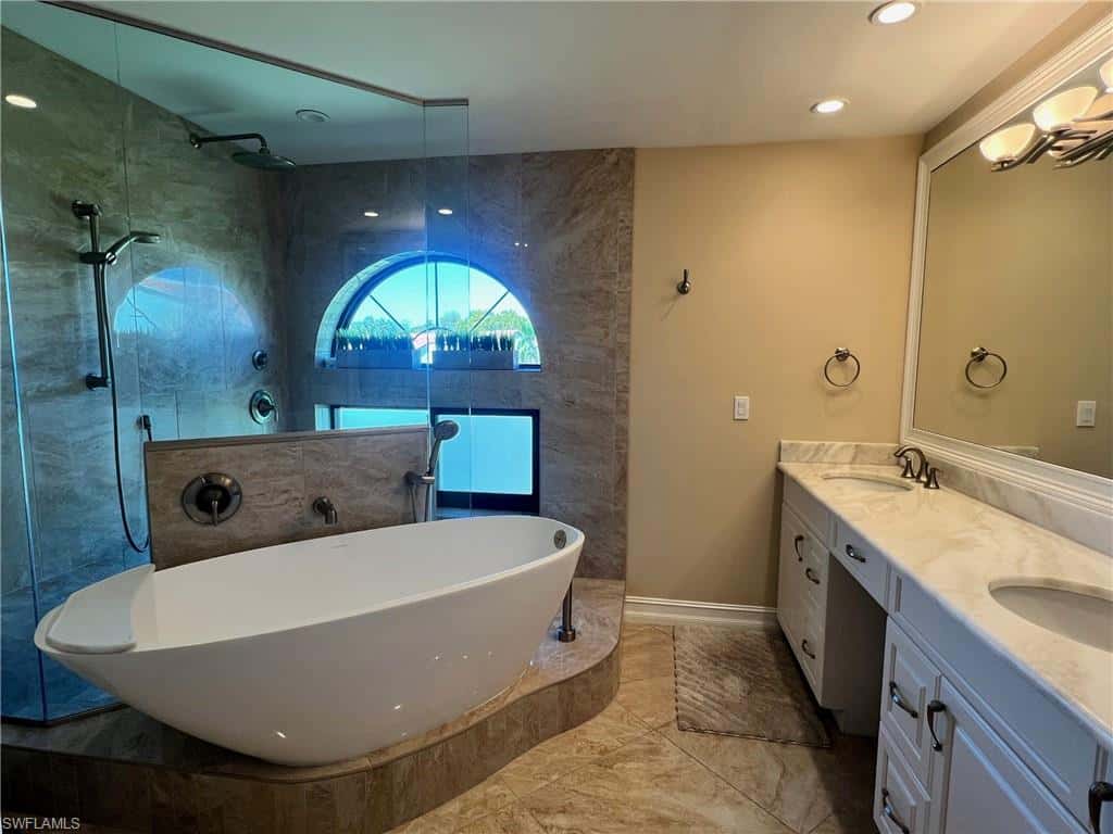 619 Beachwalk Cir #i201, Naples, photo 11