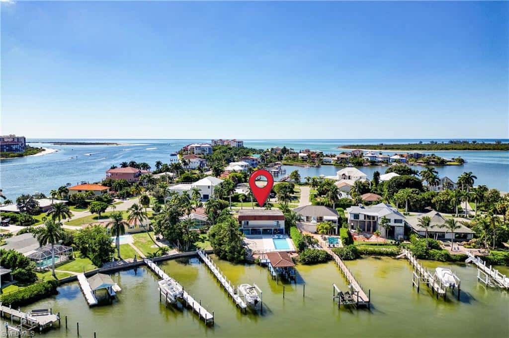 11 Capri Blvd, Naples, photo 46