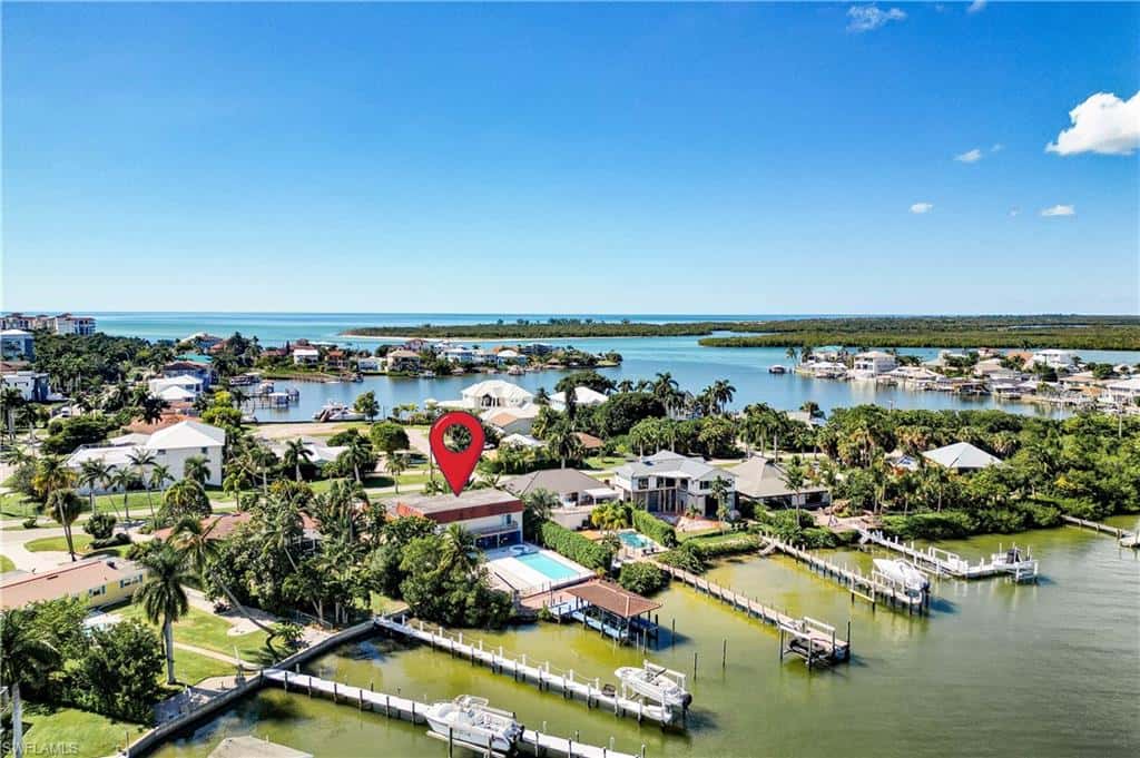 11 Capri Blvd, Naples, photo 47