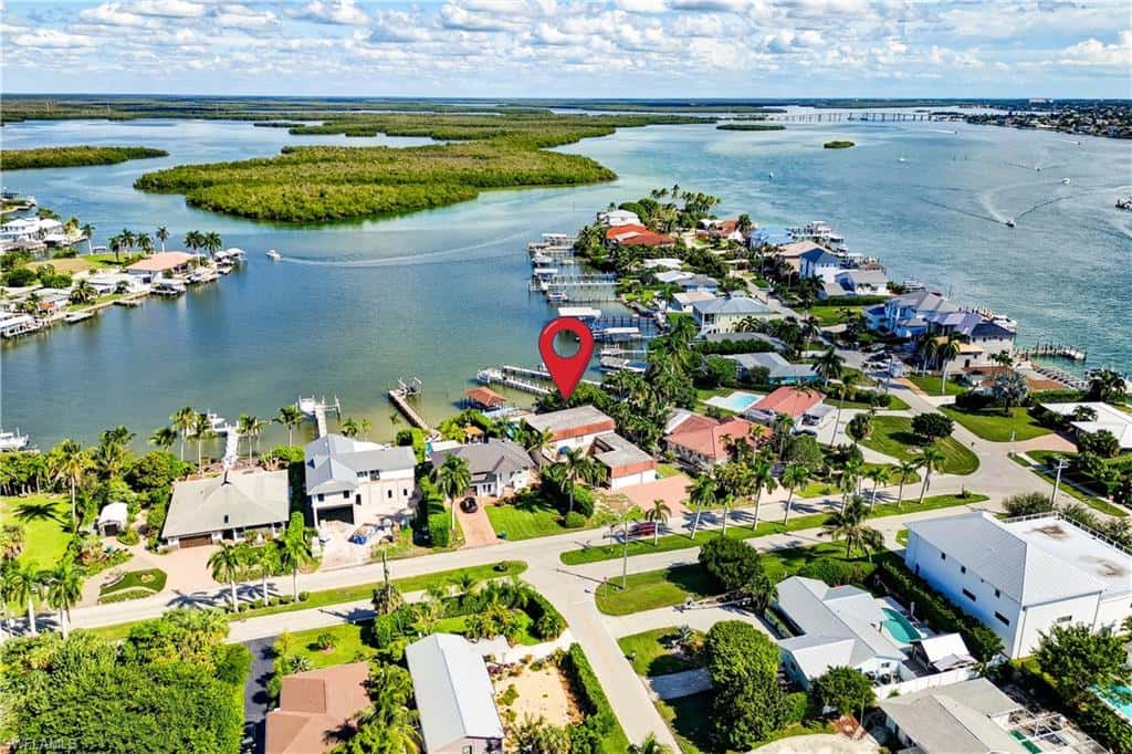 11 Capri Blvd, Naples, photo 49