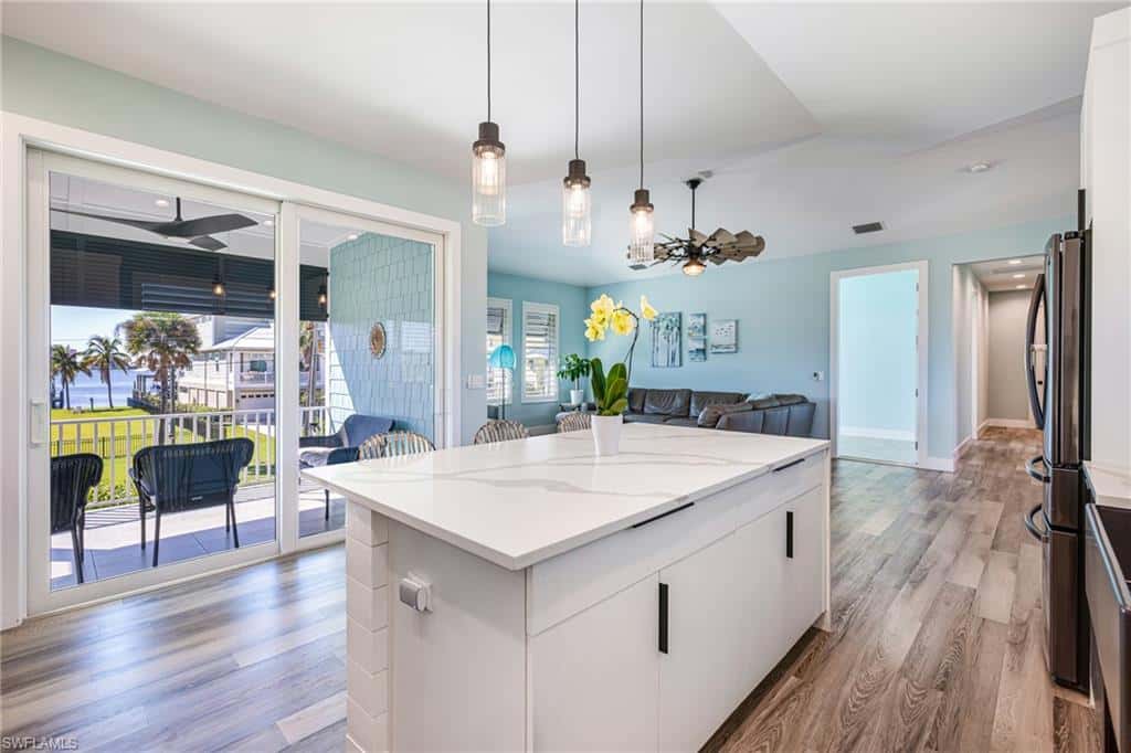 810 San Carlos Dr, Fort Myers Beach, photo 13