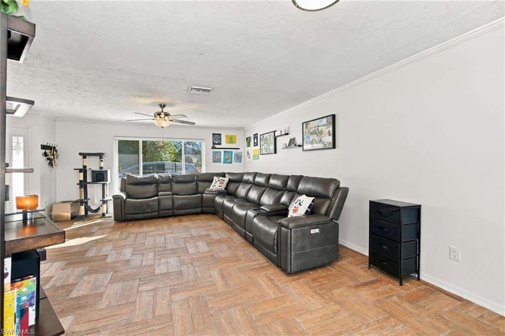 18688 Bradenton Rd, Fort Myers, photo 6