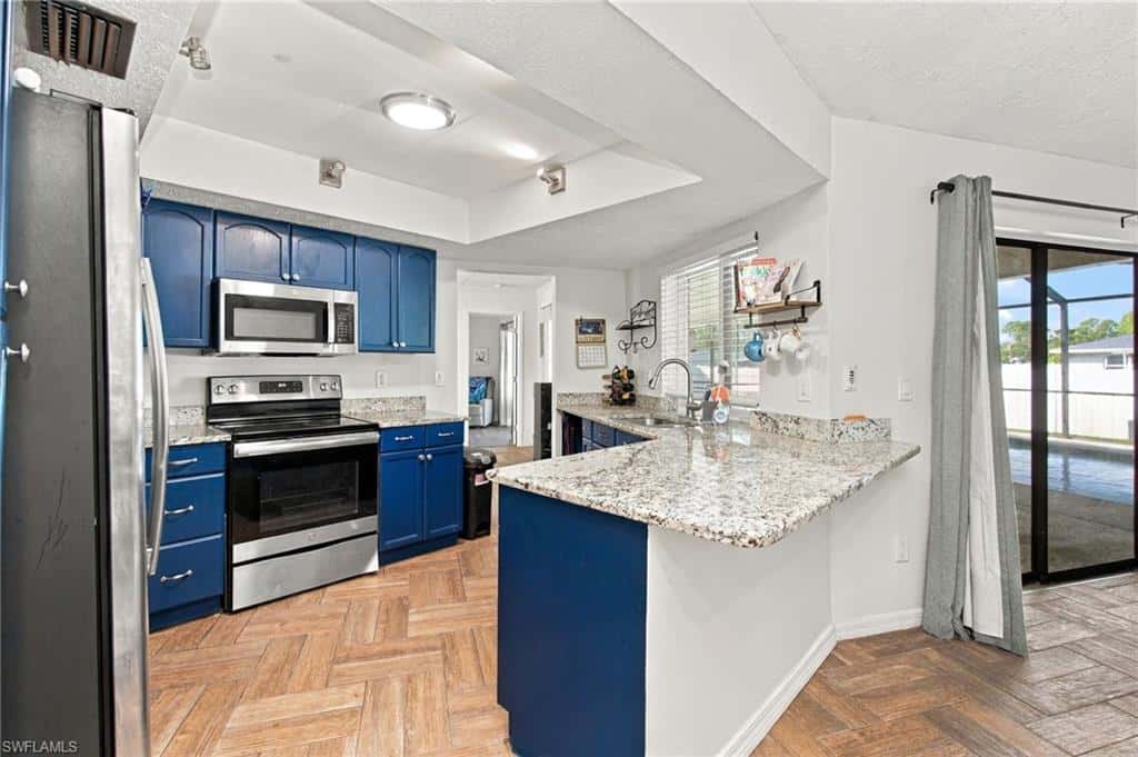 18688 Bradenton Rd, Fort Myers, photo 10